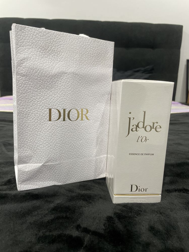 J’adore L’Or essence de parfum