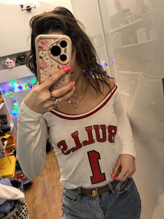 Bluzka biała selfieroom napis bulls