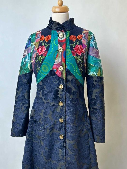 Desigual płaszcz patchwork aksamit żakard orient stójka kolory unikat