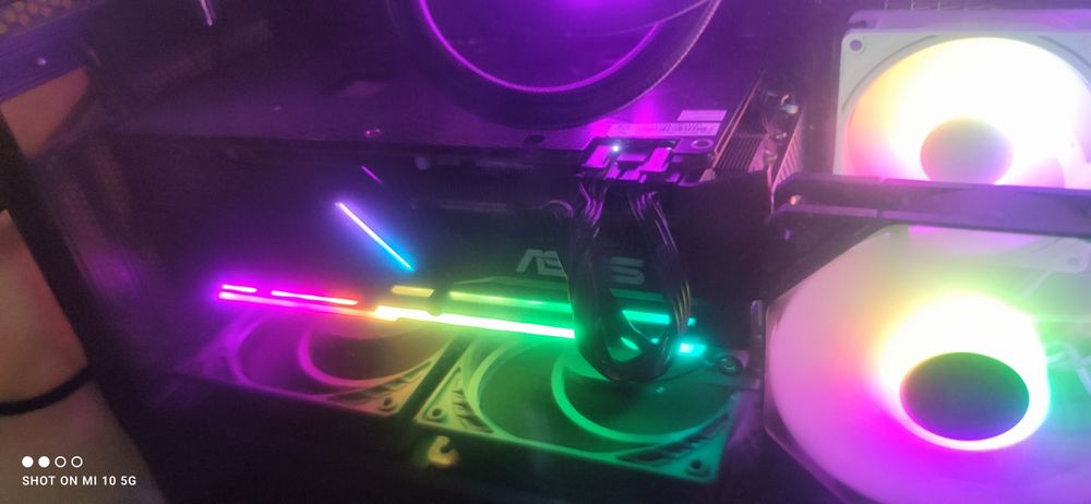 Asus dual Evo OC RX 5700 xt