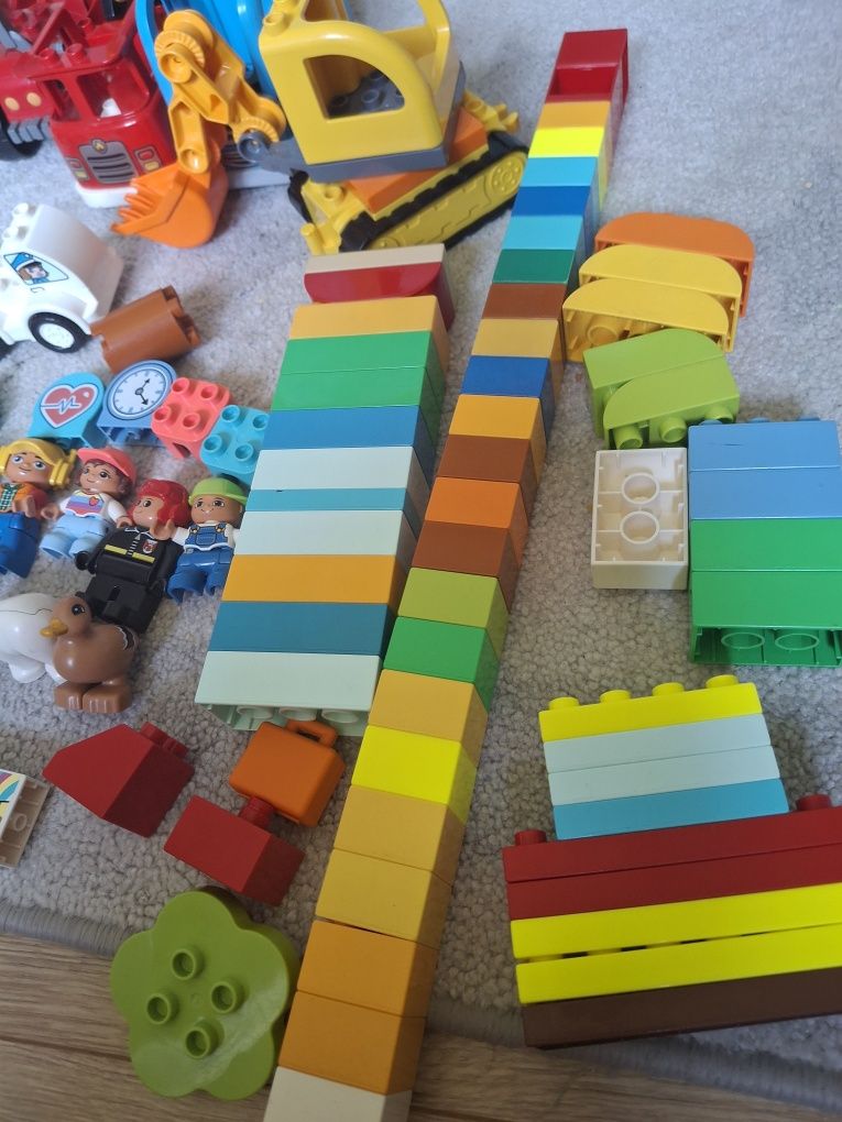 Klocki lego duplo luzem, ludziki, zwierzęta, pojazdybetc