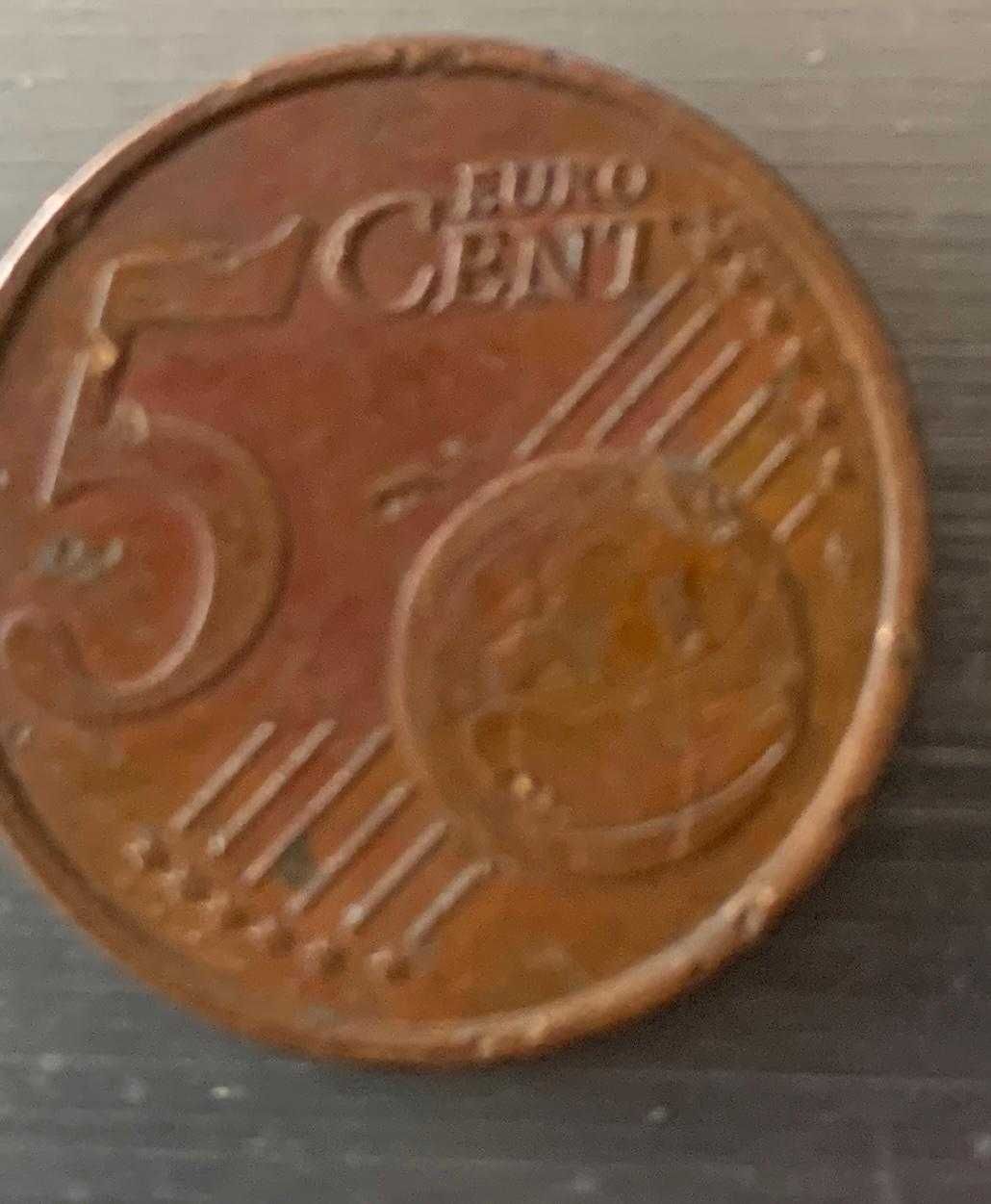 Moeda ( mariana) de 5 cêntimos de França.