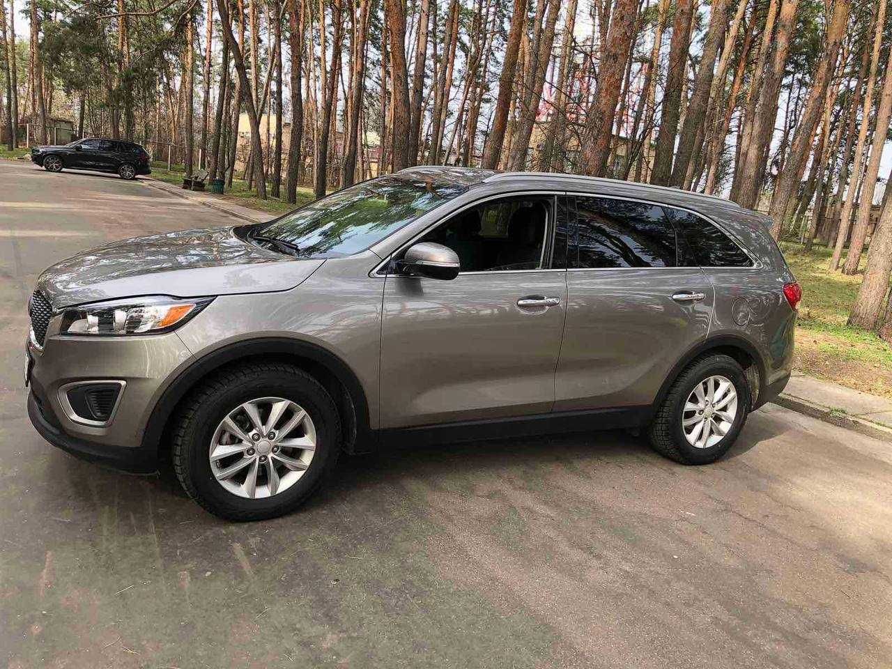 Кіа Sorento 2015 рік
