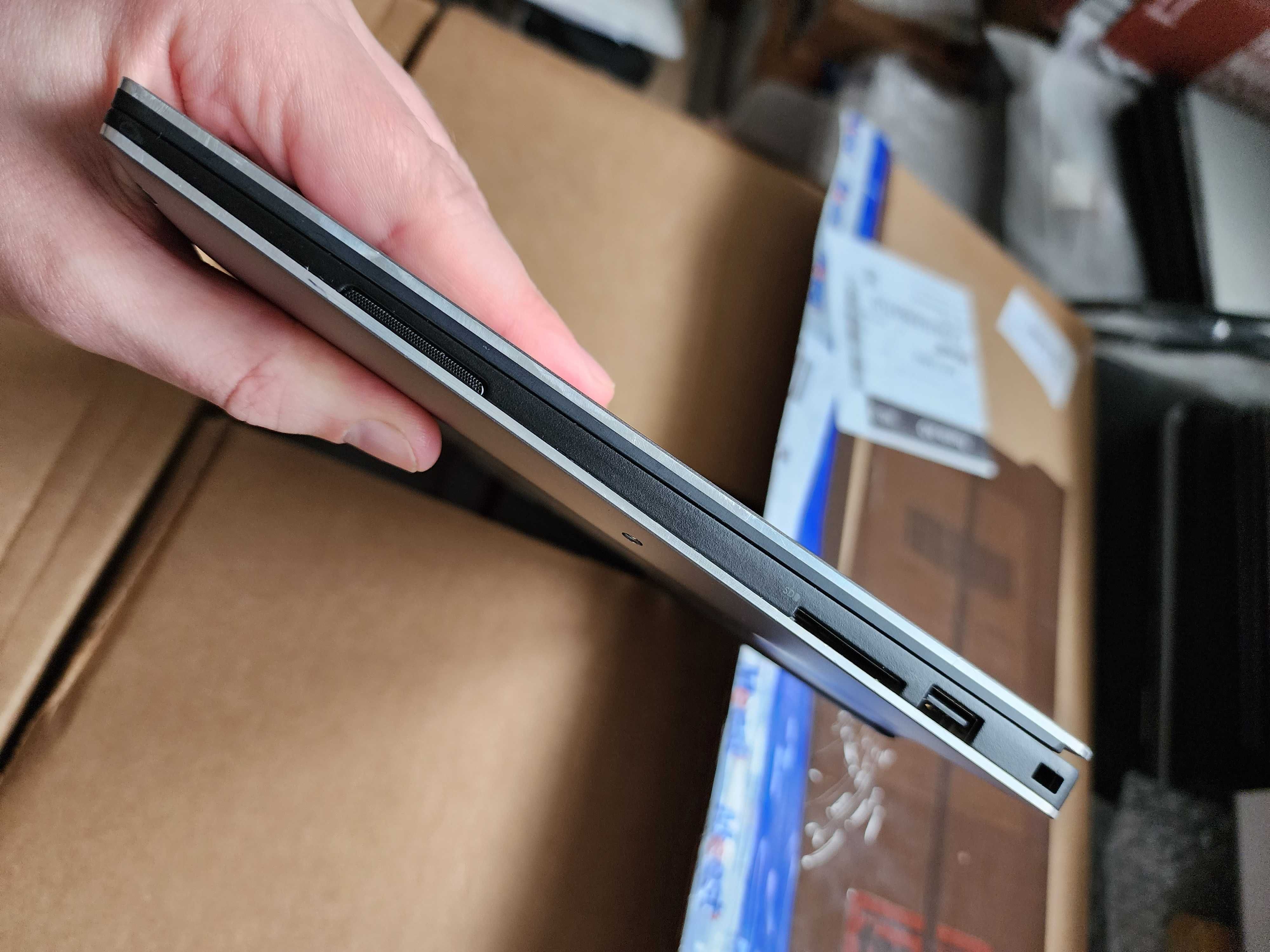 Dell XPS 13 9370 13.3" IPS 4K Touch i7-8550U 4.2Ггц 16GB SSD 256GB