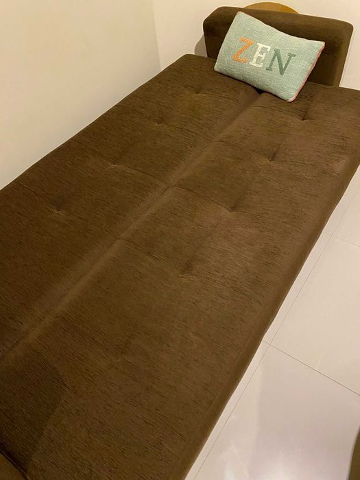 Sofá cama por Apenas 170 euros