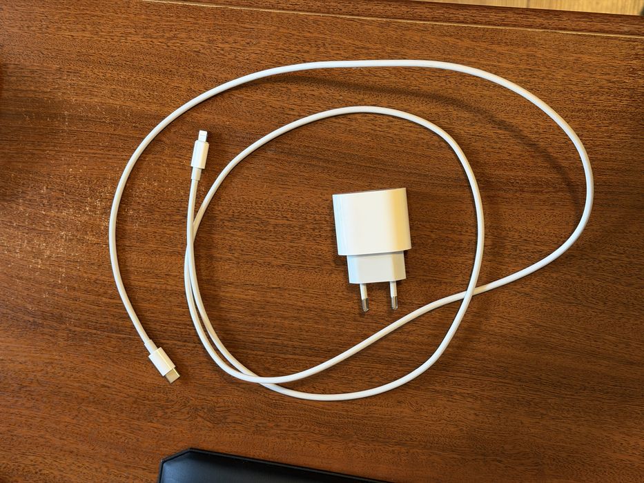Vendo carregador USB-c Lightning