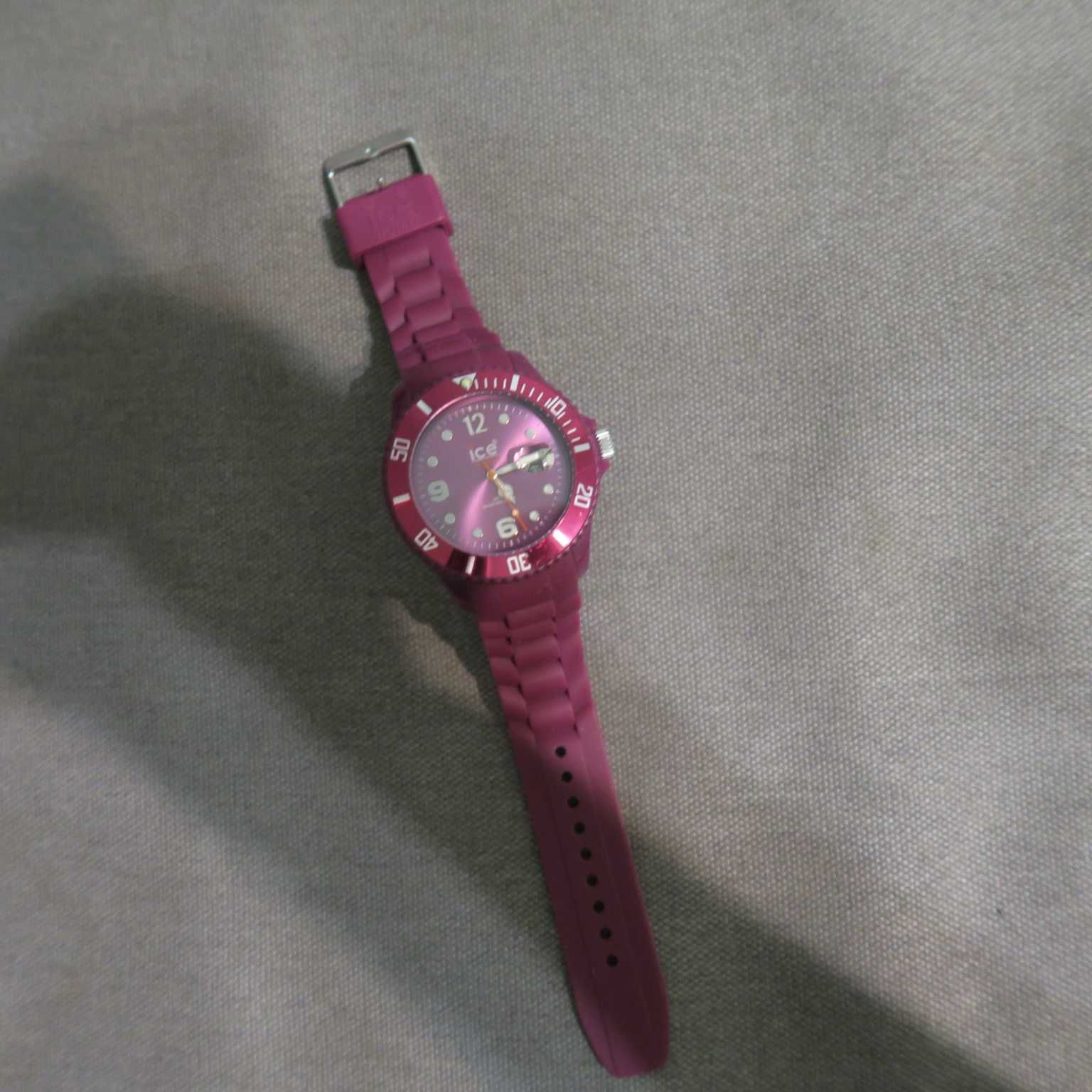 Часы  ICE  watch