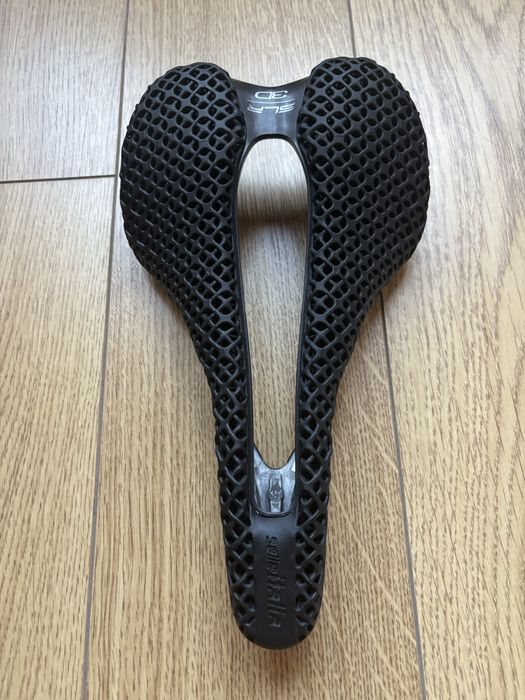 Selim Selle Italia SLR Boost 3D Superflow kit Carbon L3