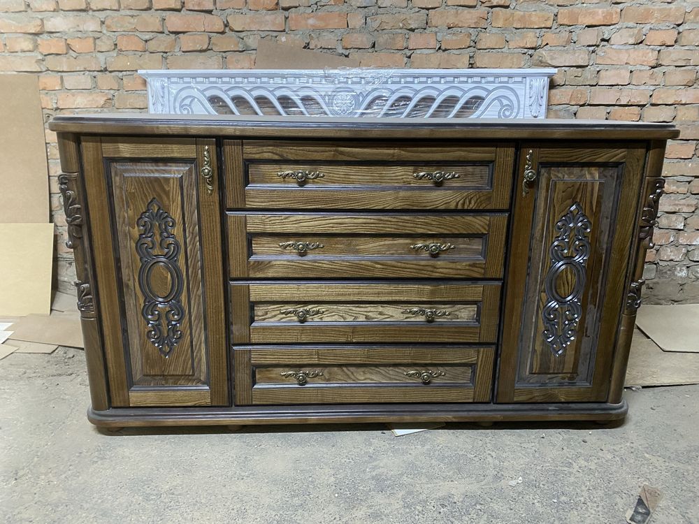 Ліжко, Кровать,Матрац, Комод, Стіл, Крісла, Тумбочки.