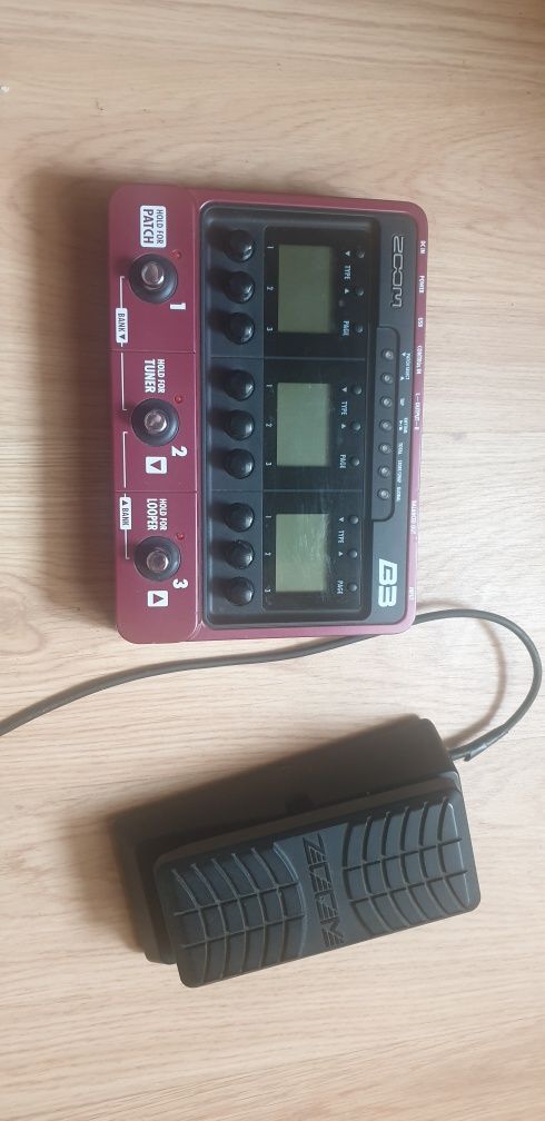 zomm b3 com pedal expressão