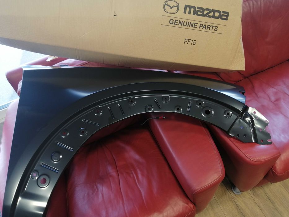 Mazda CX-30 крило (ліве - праве) оригінал крила дверка