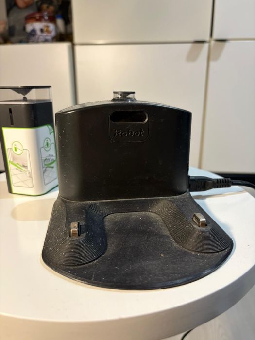 iRobot Roomba – robot odkurzający z bazą dokującą i wirtualną ścianą