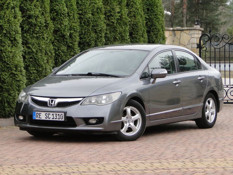 Honda Civic 1.3i_95Km_Hybrid_Automat_Climatronic_Alufelgi_Tempomat_Parktronic_E.U