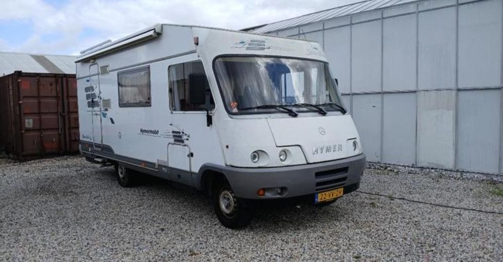 Ładny kamper Hymer Mercedes