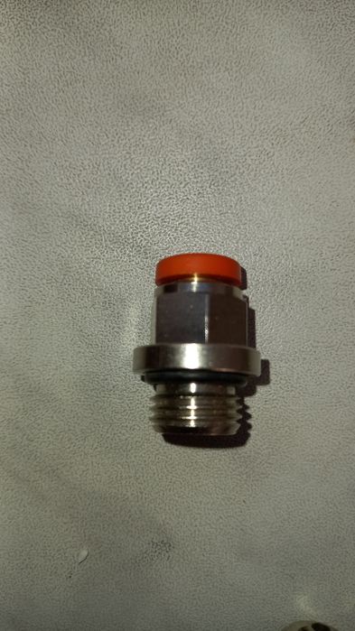 Фітінг пневмоінструмента  туманоутворення