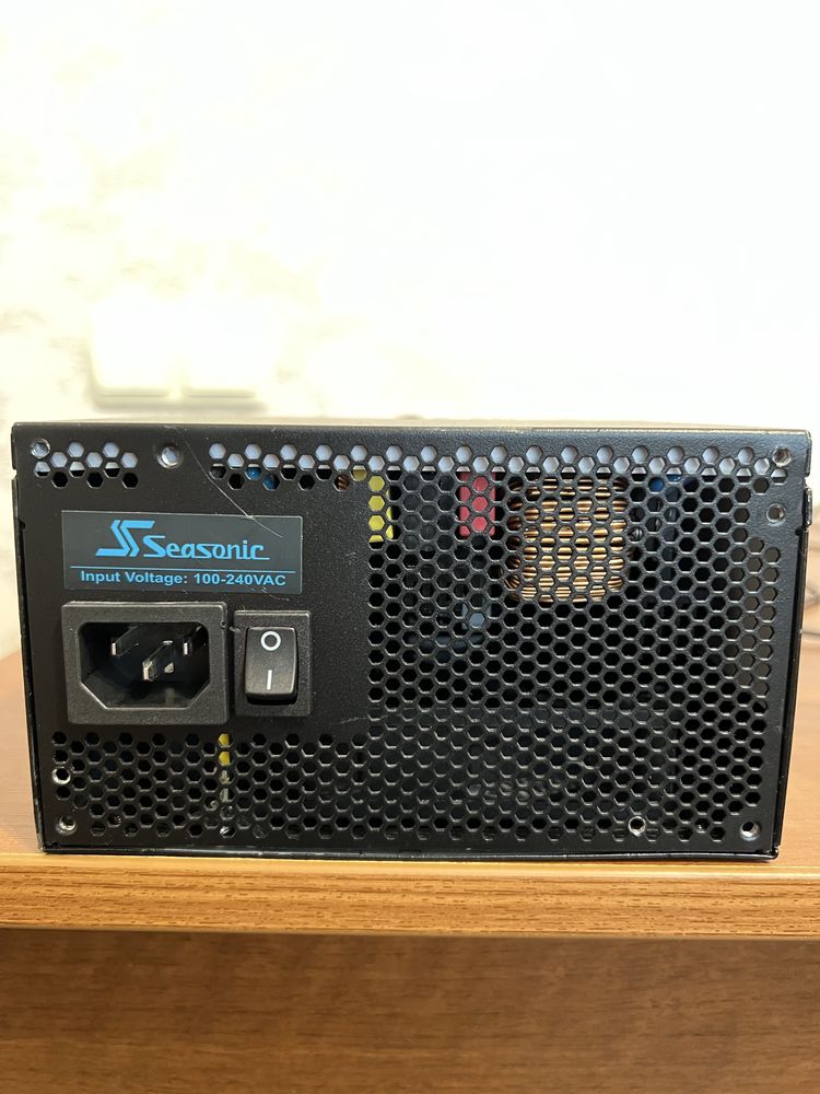 Блок живлення Seasonic G12 GM-750w