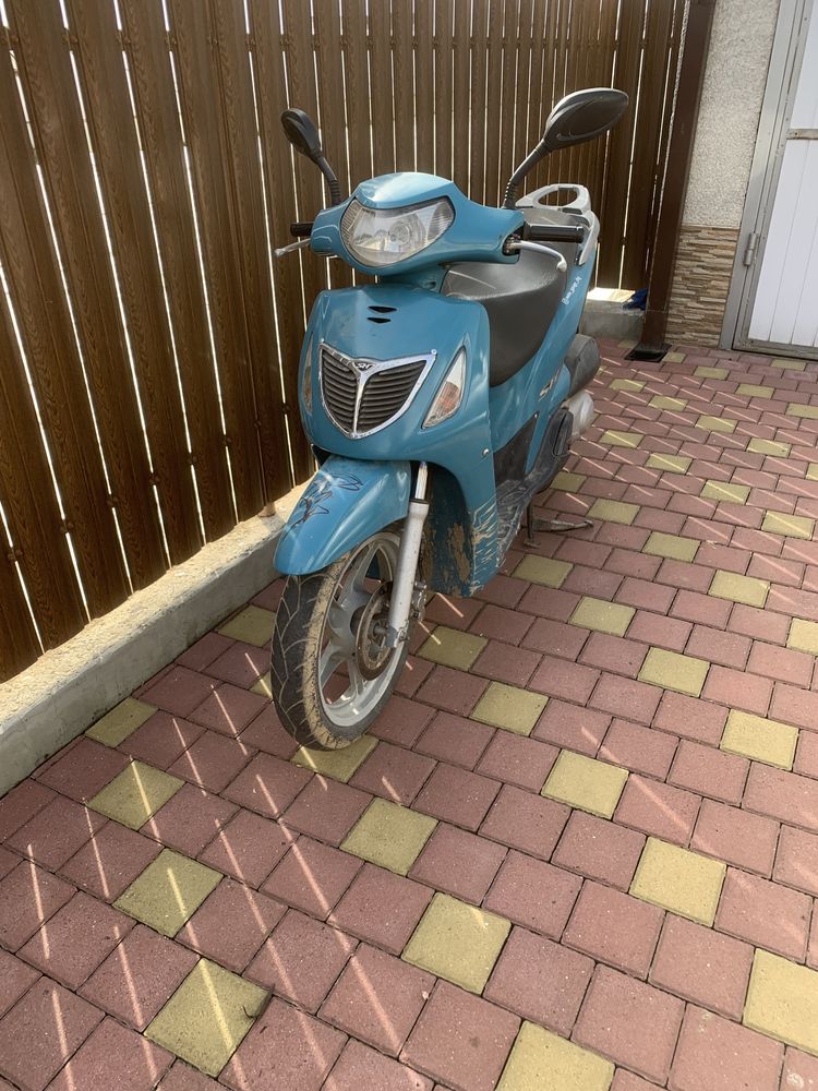 Скутер Honda 150