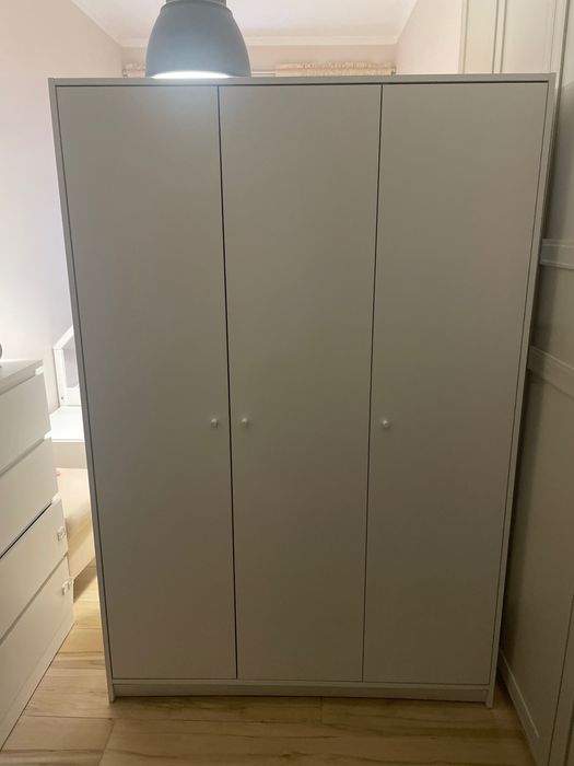 Szafa biała Ikea