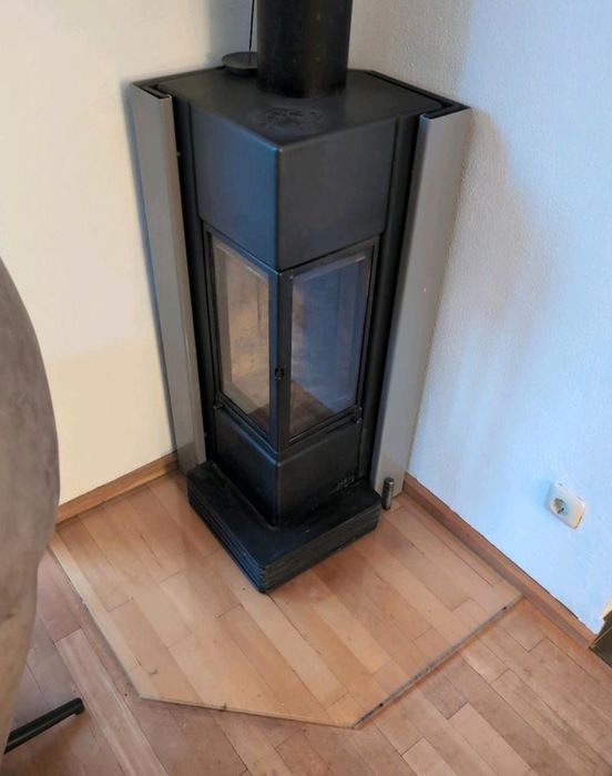 Kominek, piec wolnostojacy