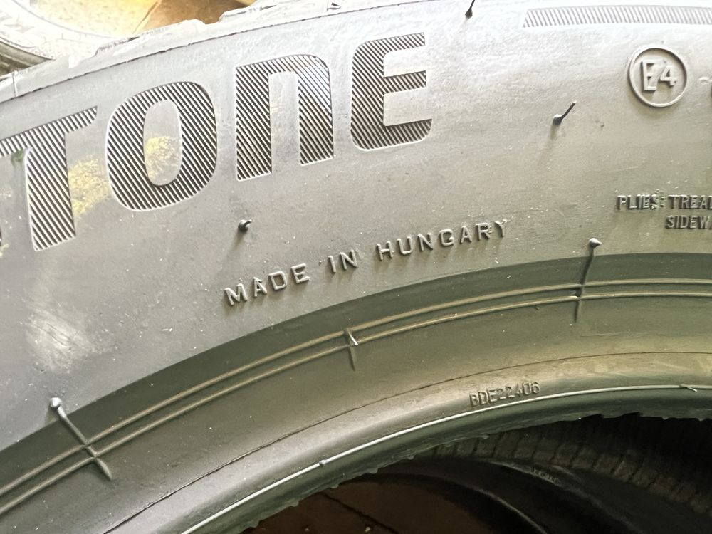 Bridgestone пара 205/55R16 лето шины резина