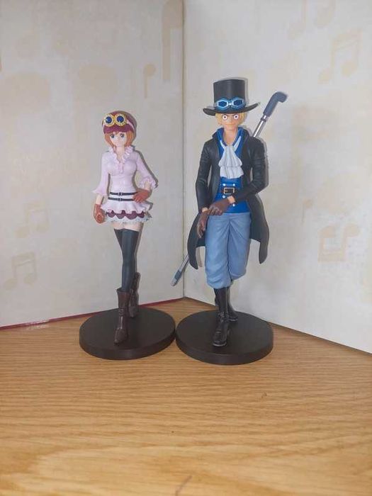 Figures One Piece