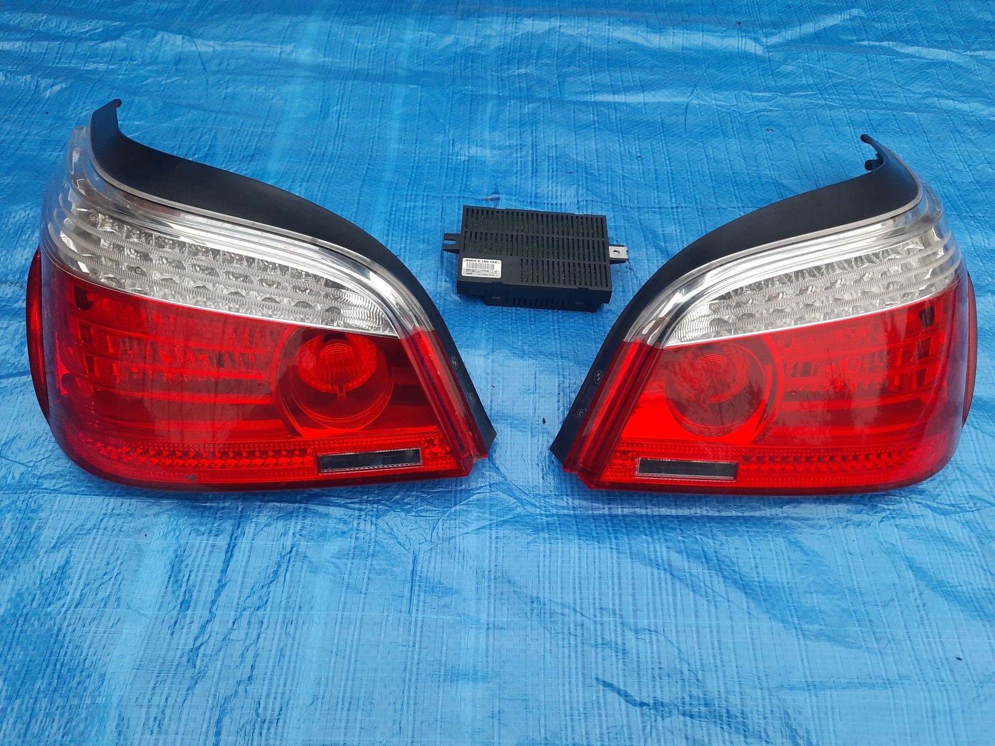 Lampy tył LIFT LCI Komplet BMW E60 Europa Moduł LM2 +Kostki