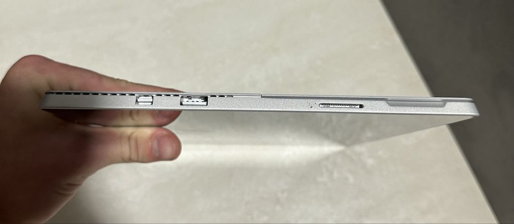 Планшет Surface Pro 4 (1724) 12.3’’ 8GB RAM/256GB SSD/i5-6300U/ N2967