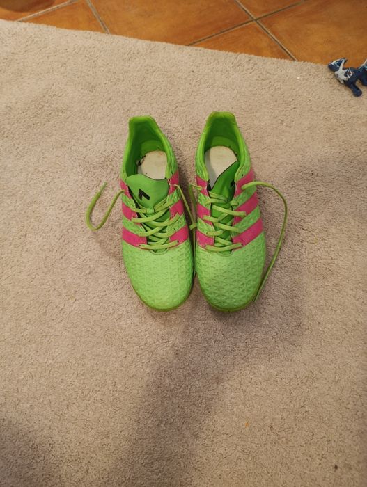 Vendo sapatilhas para futsal