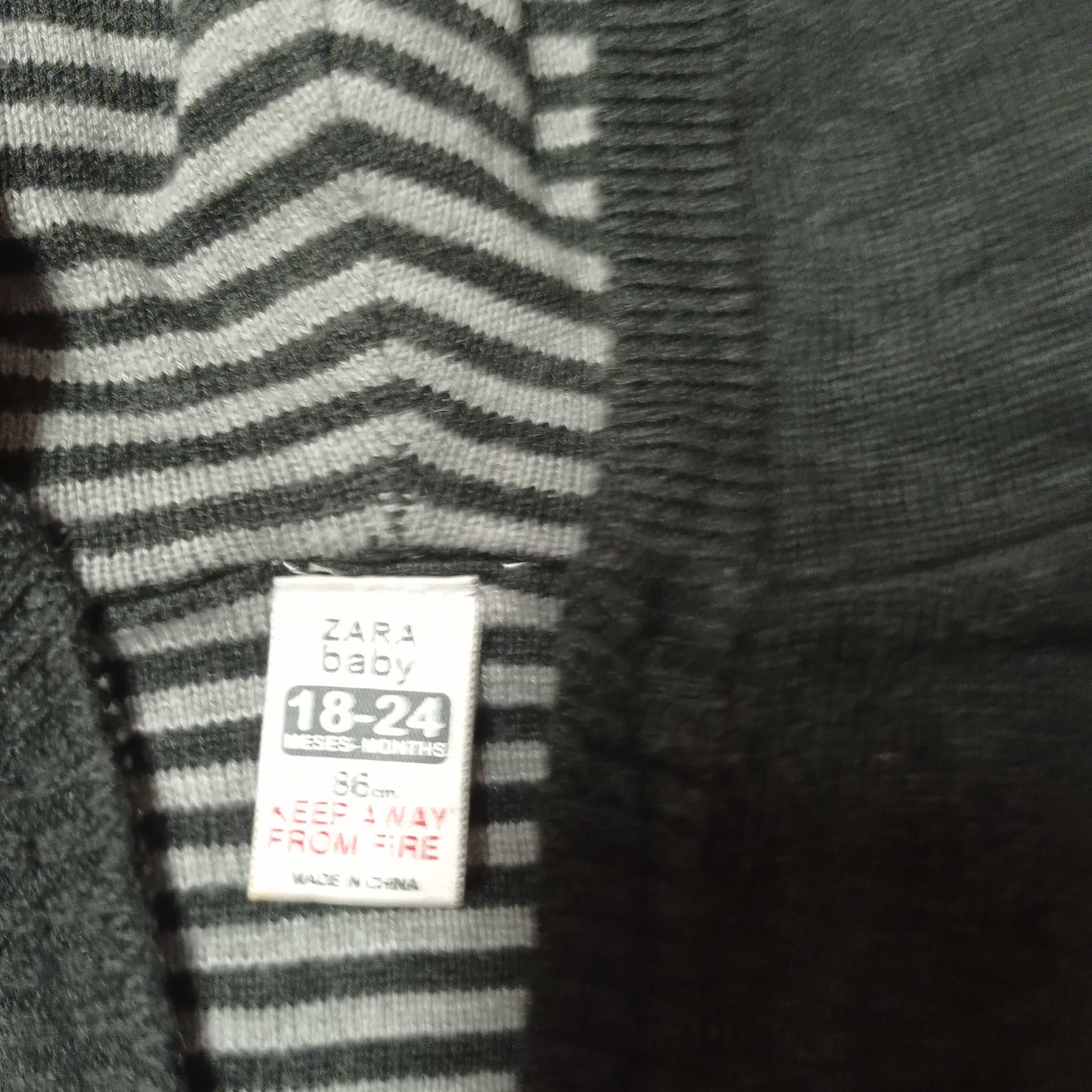 sweter chłopięcy Zara rozpinany z kapturem rozmiar 92 (18/24 miesiące)