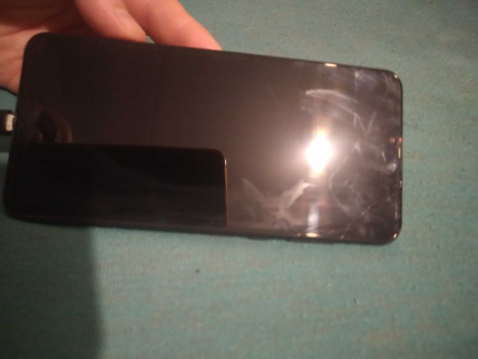 smartphone Asus pro m2 6/64