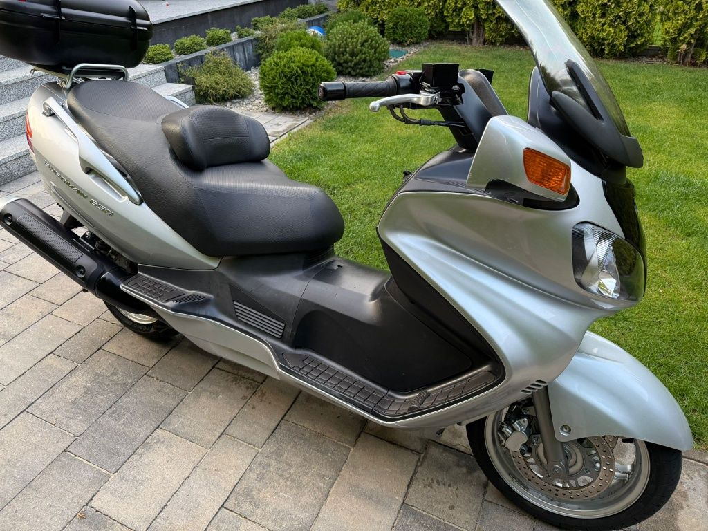 Suzuki Burgman AN 650 książka serwisowa