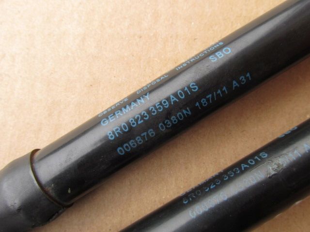 audi q5 i 8r 2012r 8r0823359a siłownik maski komplet