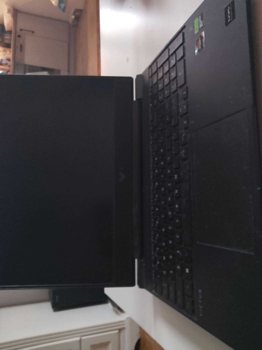 HP Victus 15-fb0xxx – Laptop Gamingowy i Do Pracy Kreatywnej