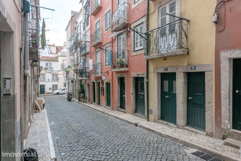 Quarto - localizado em Bairro Alto Lisbon