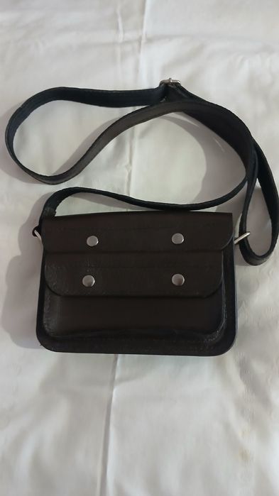 Распродажа кожаных изделий