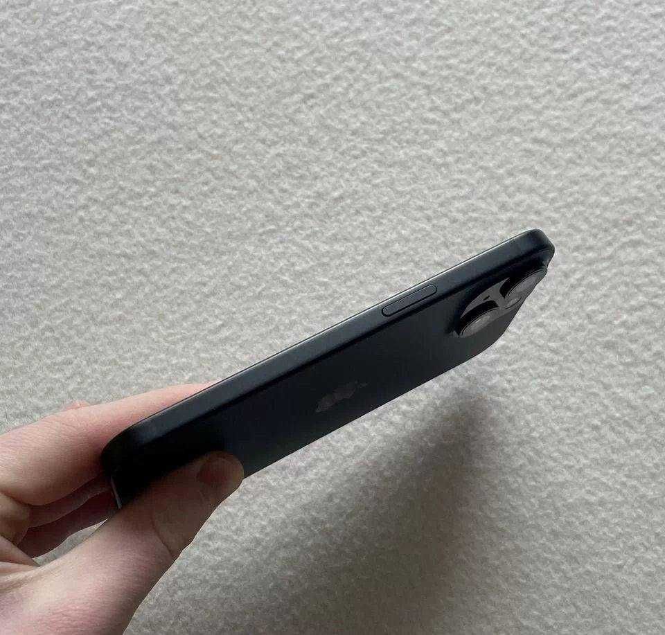 iPhone 15, 128 ГБ