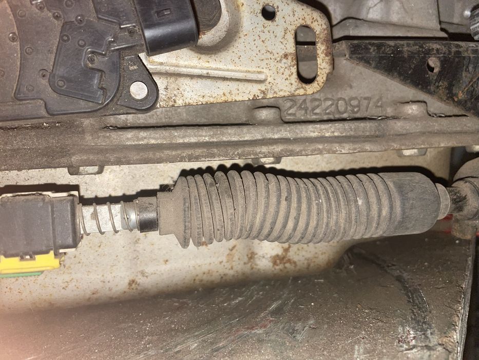 АКПП 4L60E 4L65E Хаммер, Кадиллак, GMC, Шевроле б/у пробіг 25 миль.