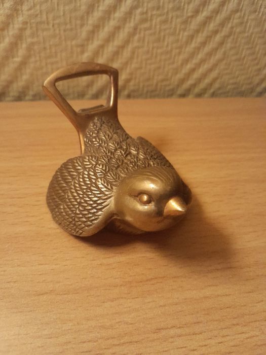 Otwieracz do butelek figurka Wróbla