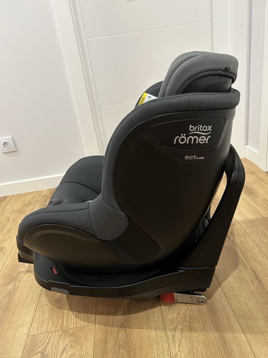 fotelik Britax Romer Dualfix m i-size, obrót 360 stopni, ISOFIX
