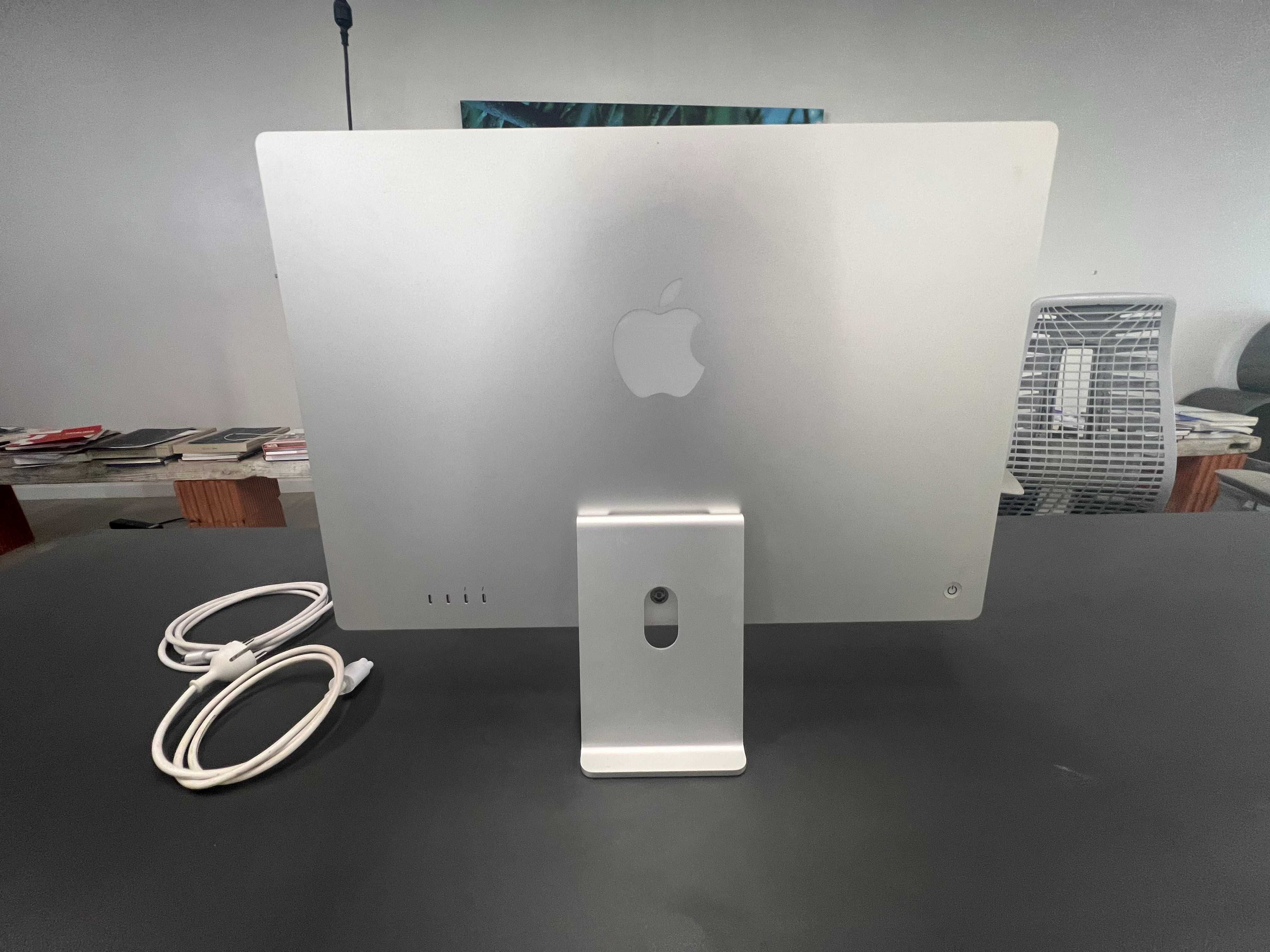 iMac 24” (2021) | 8GB RAM | 256GB SSD