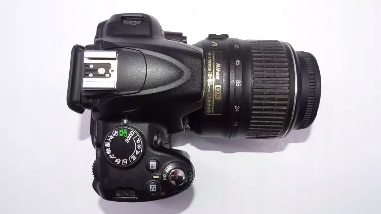Фотоапарат Nikon D3000 18-55VR Kit