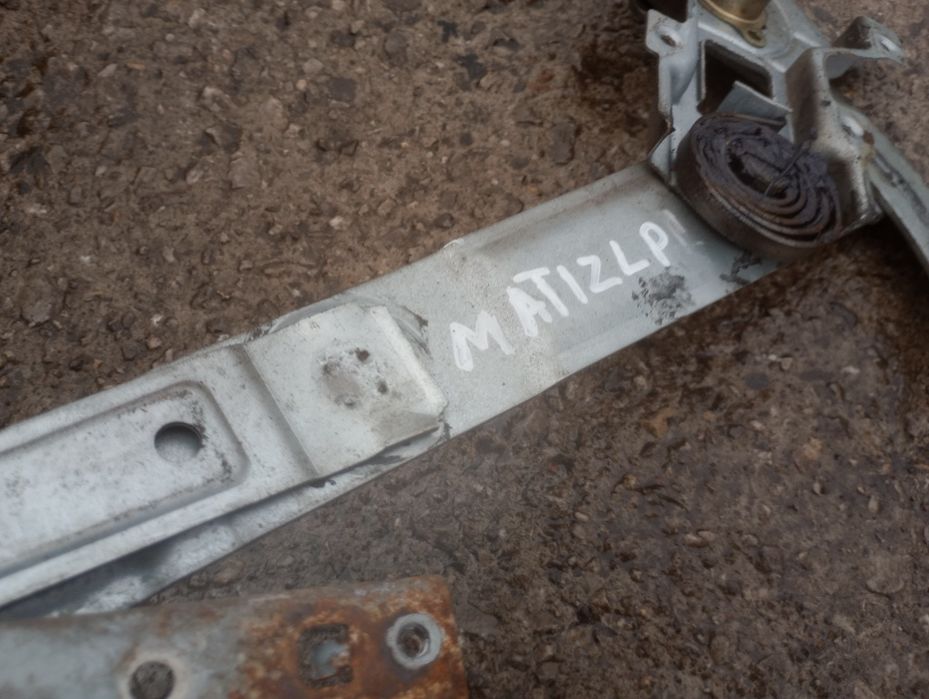 Daewoo Matiz mechanizm podnośnik szyby lewy przód manualny
