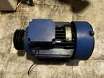 Motor eletrico trifásico 5,5 kW