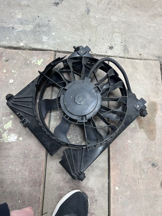 Вентилятор, радіатора кондиціонера тесла s