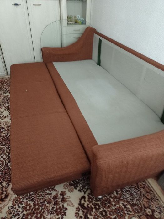 Раскладной диван 220*100/200*150см + 2 кресла, р-н Урожая