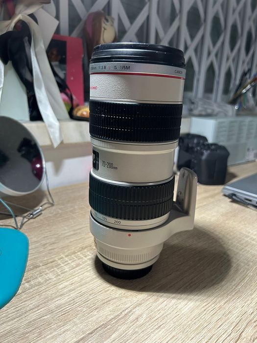 Canon EF 70-200mm f/2.8 L IS USM