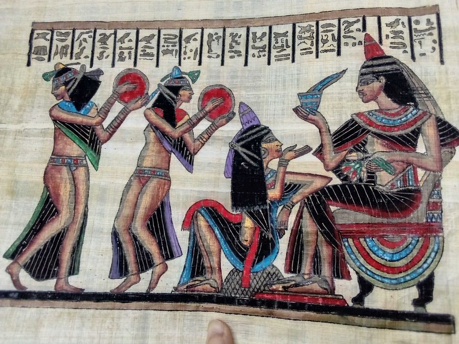 Dwa obrazy na papirusie egipskim