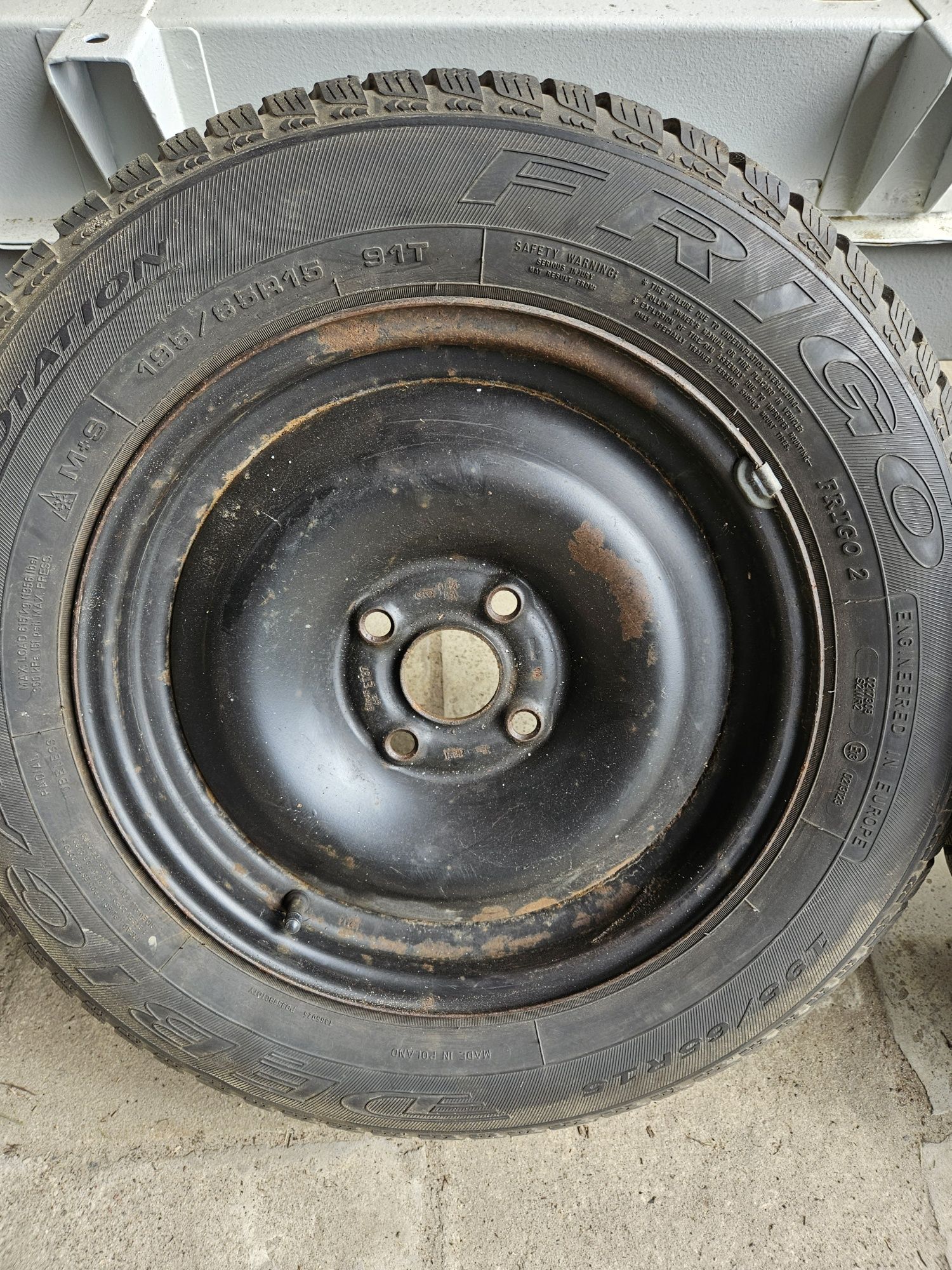 Felgi pelne stalowe (na szeroką stal) Audi 80 15" 4x108 195/65