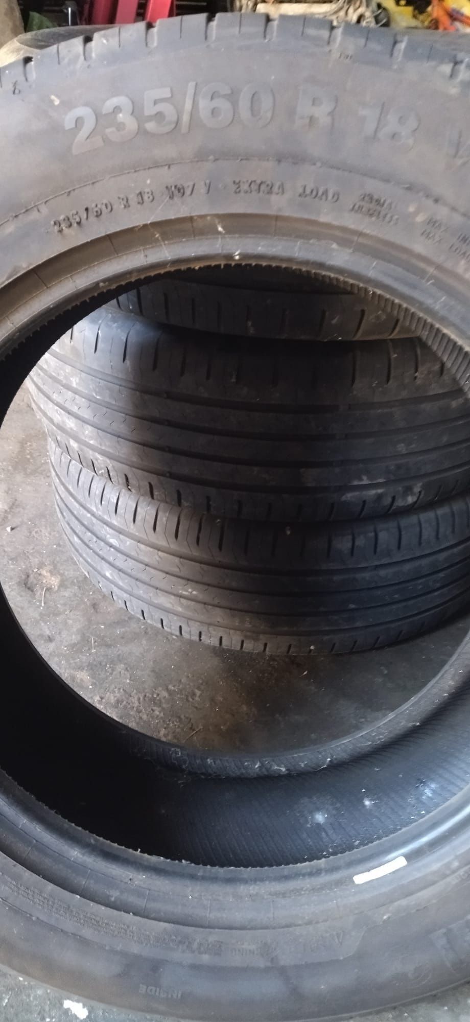 4 Pneus 235/60/18