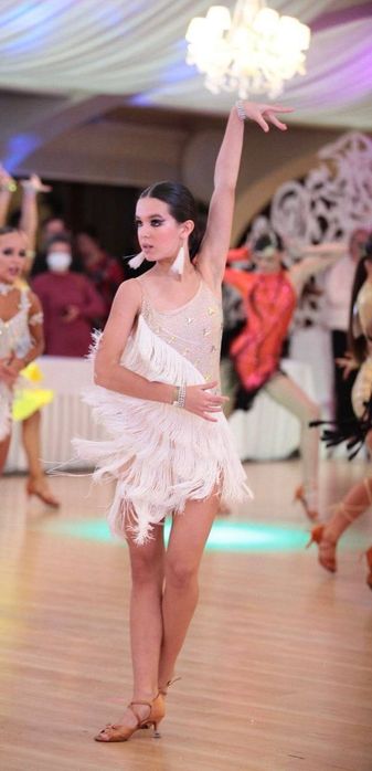 Продам сукню латина